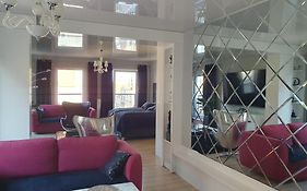 Black&White Apartament Skarbowa 2 Parking
